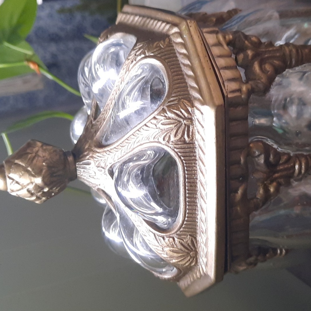 Vintage Lidded Brass & Handblown Convex  Glass Humidor/Apocathary Jar/Trinket - Picture 3 of 7